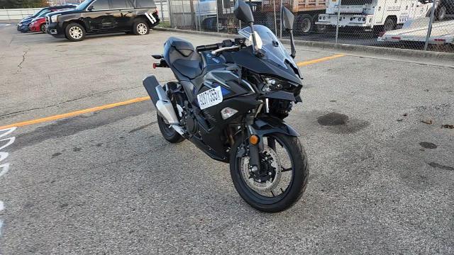 2025 Kawasaki Ex500 VIN: ML5EXGG17SDA42781 Lot: 92871355