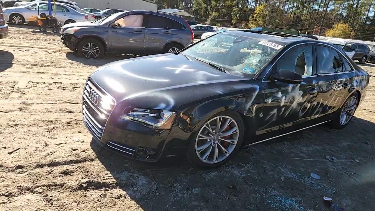 Фото: WAUAVAFDXBN016571