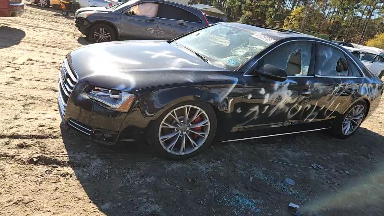 Фото: WAUAVAFDXBN016571