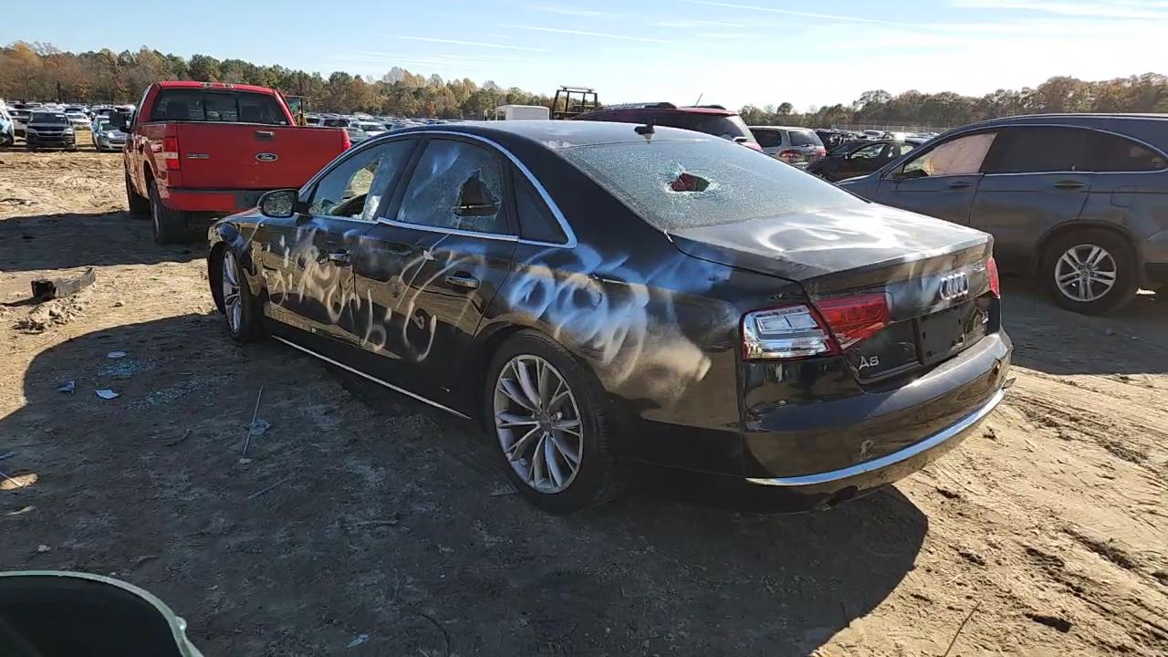 Фото: WAUAVAFDXBN016571