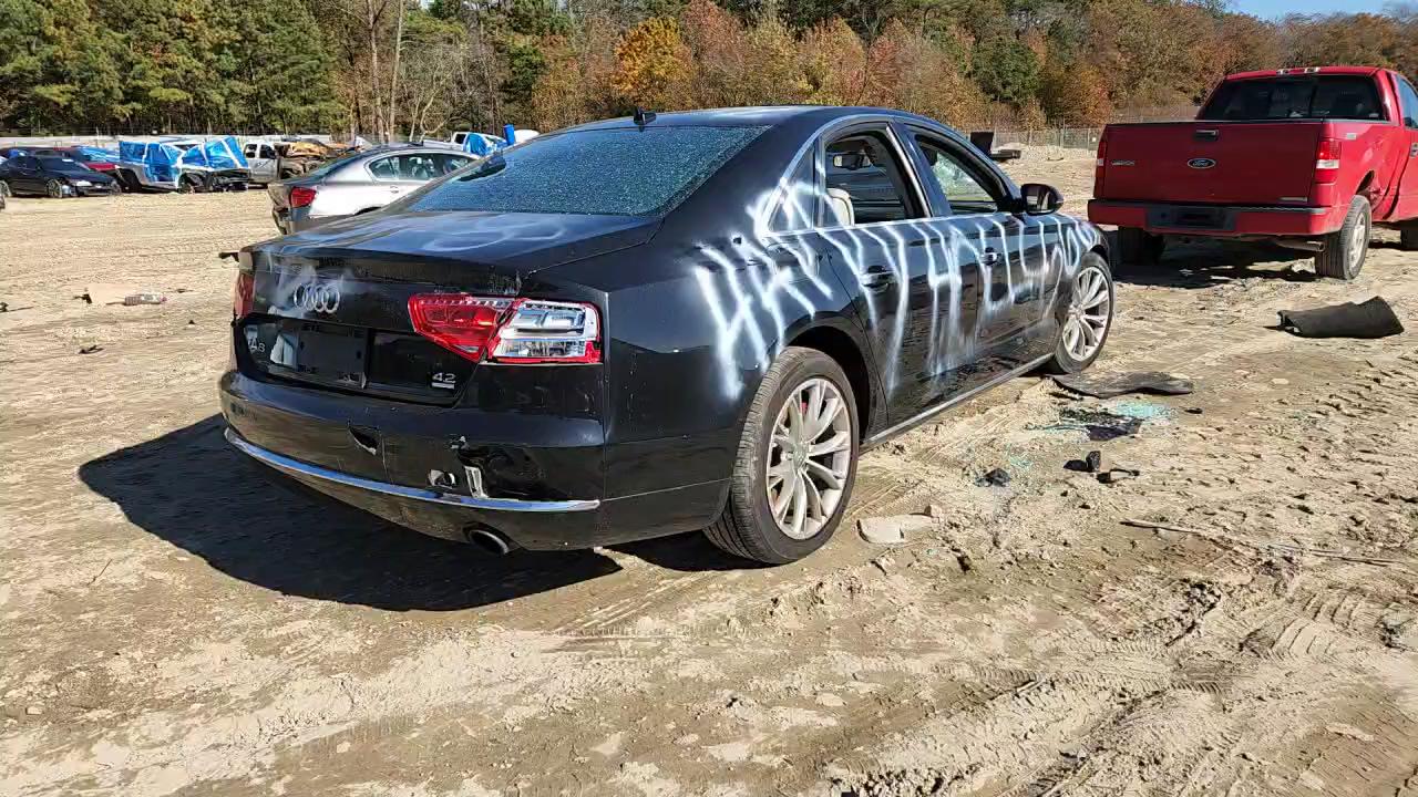 Фото: WAUAVAFDXBN016571