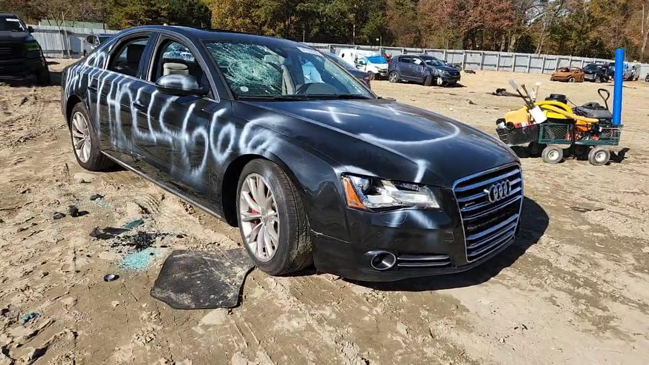 Фото: WAUAVAFDXBN016571