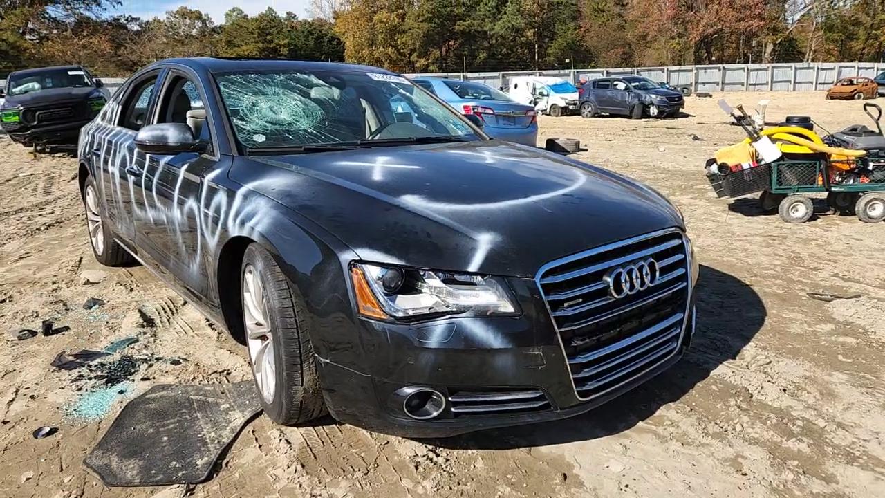 Фото: WAUAVAFDXBN016571