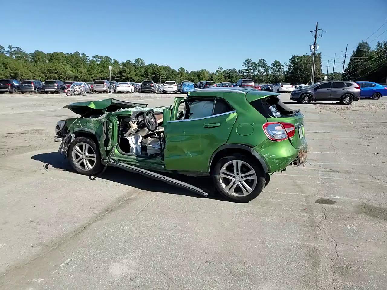 Фото: WDCTG4GB5GJ230218