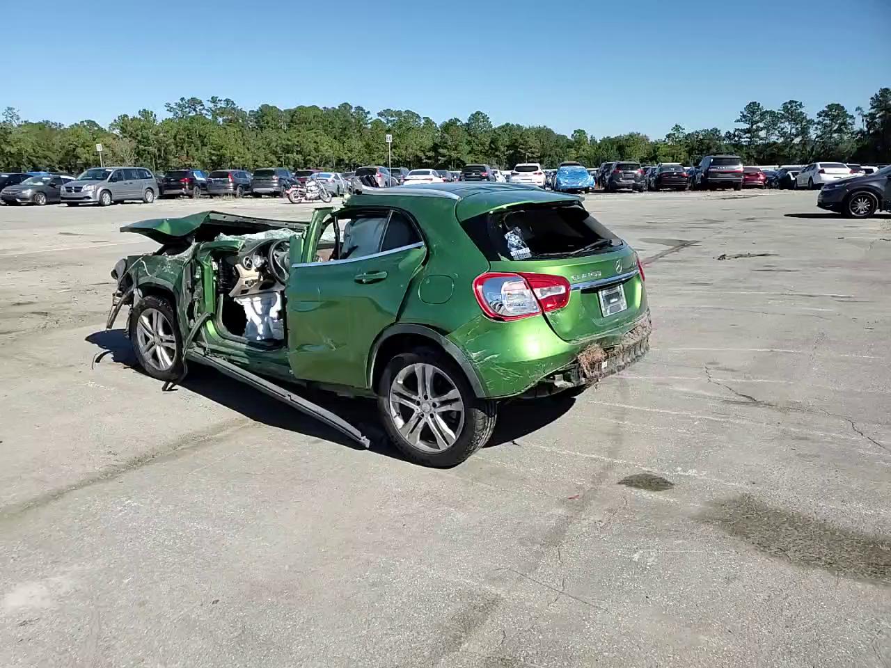 Фото: WDCTG4GB5GJ230218