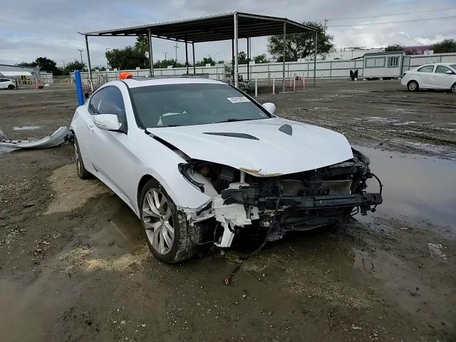 2013 Hyundai Genesis Coupe 3.8L VIN: KMHHU6KJ8DU113317 Lot: 93722875