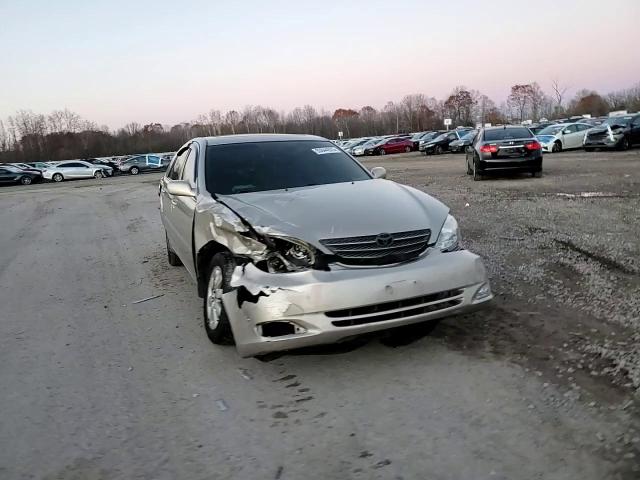 2003 Toyota Camry Le VIN: 4T1BE30K33U220755 Lot: 93844975