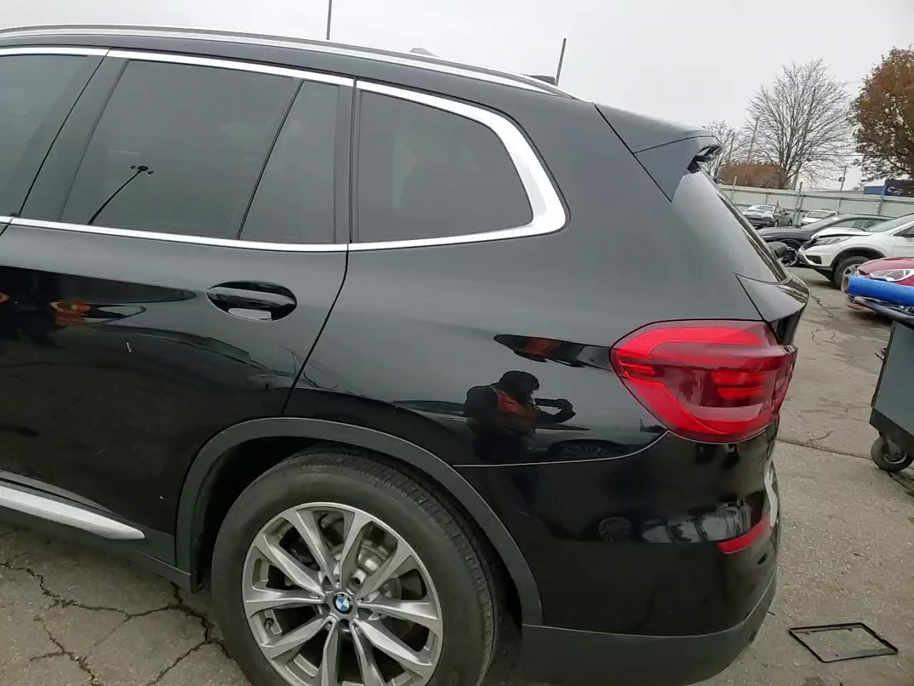 Фото: 5UXTR9C58JLC76846