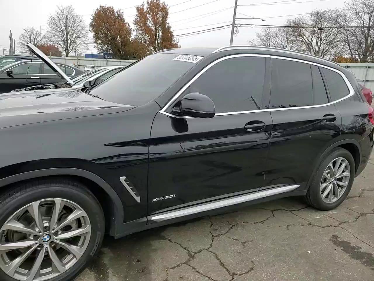 Фото: 5UXTR9C58JLC76846