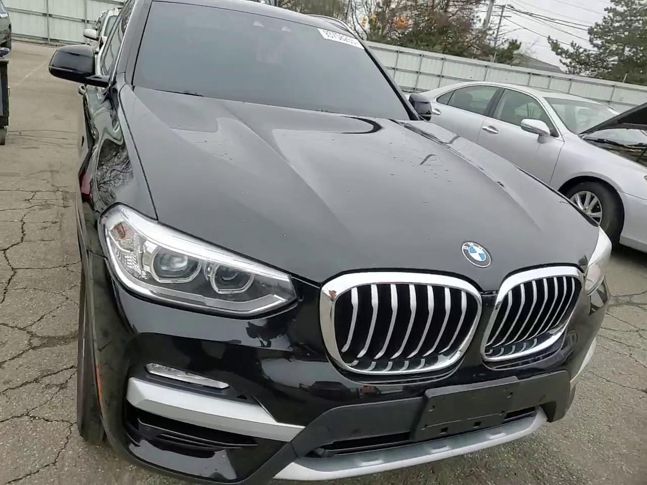 Фото: 5UXTR9C58JLC76846