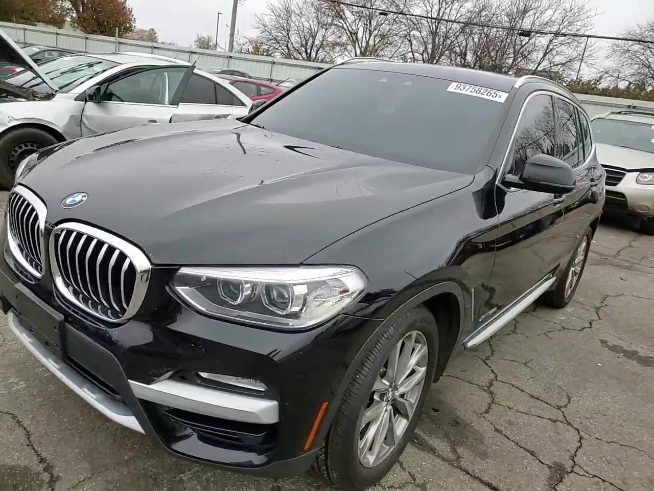 Фото: 5UXTR9C58JLC76846