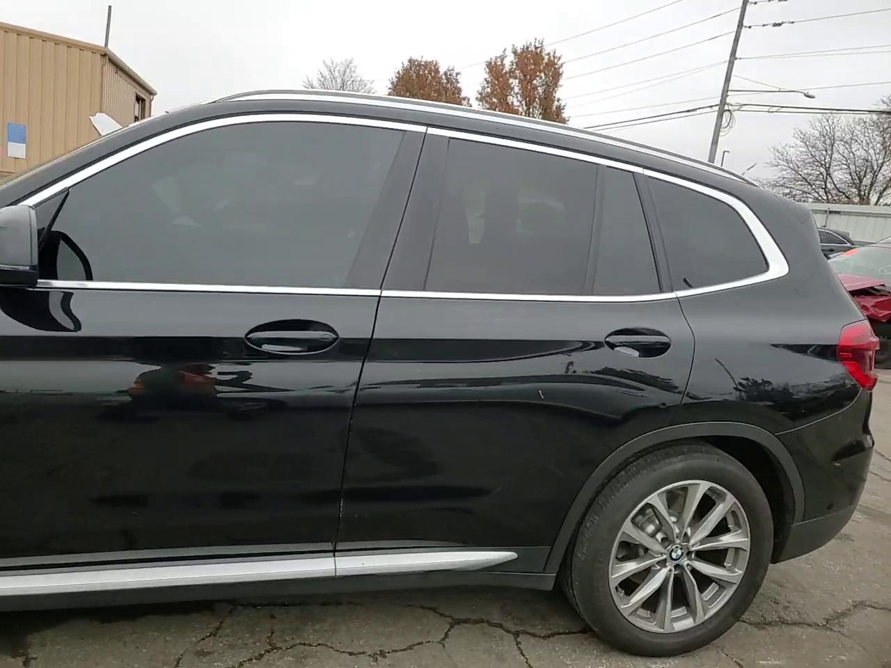 Фото: 5UXTR9C58JLC76846