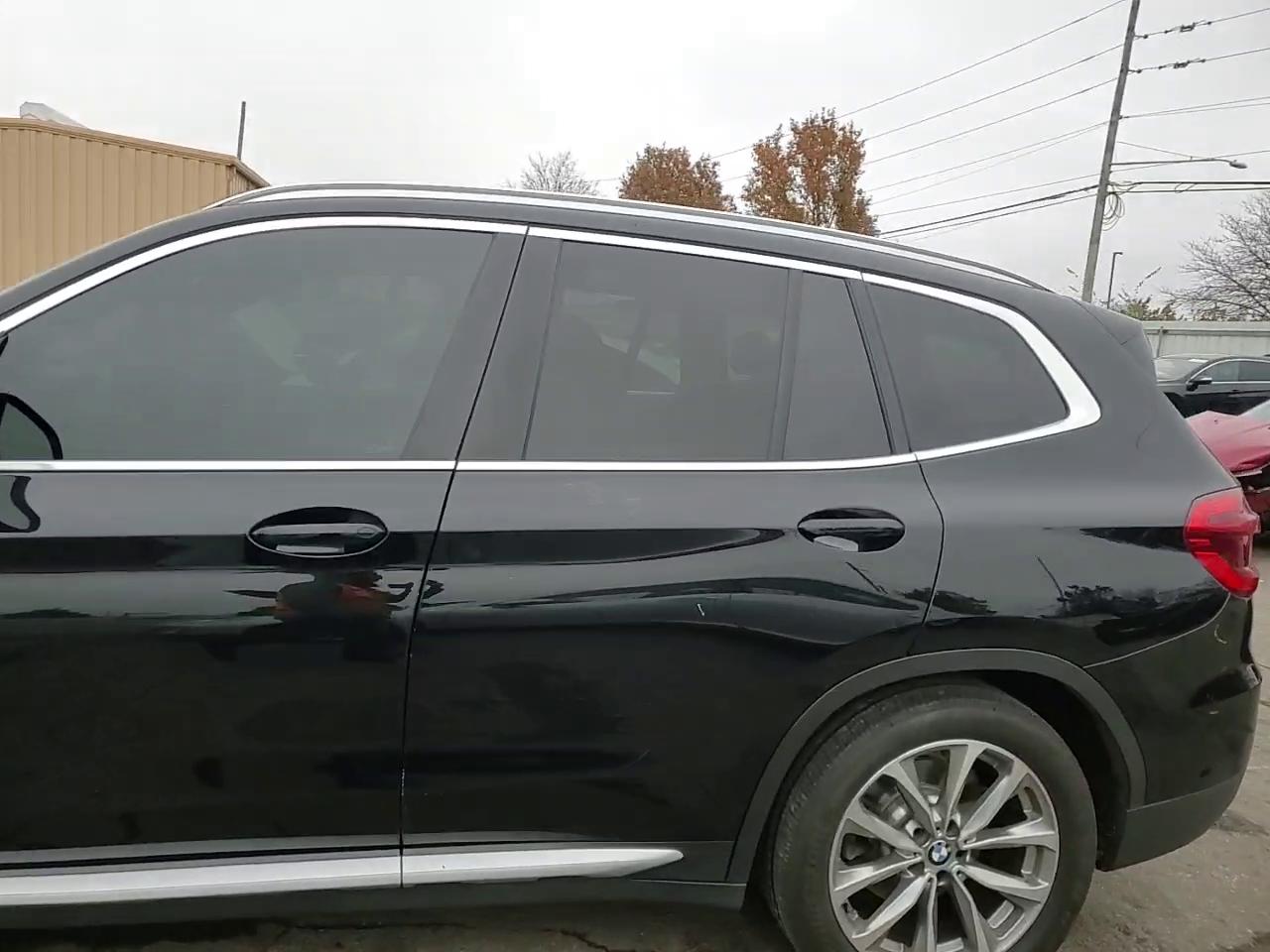 Фото: 5UXTR9C58JLC76846