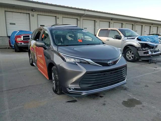 2022 Toyota Sienna Xle VIN: 5TDYRKEC8NS124738 Lot: 91464415