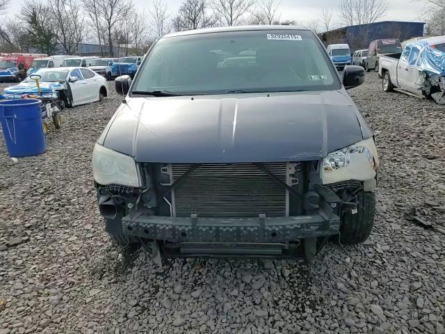 2011 Dodge Grand Caravan Crew VIN: 2D4RN5DG1BR749138 Lot: 92935415