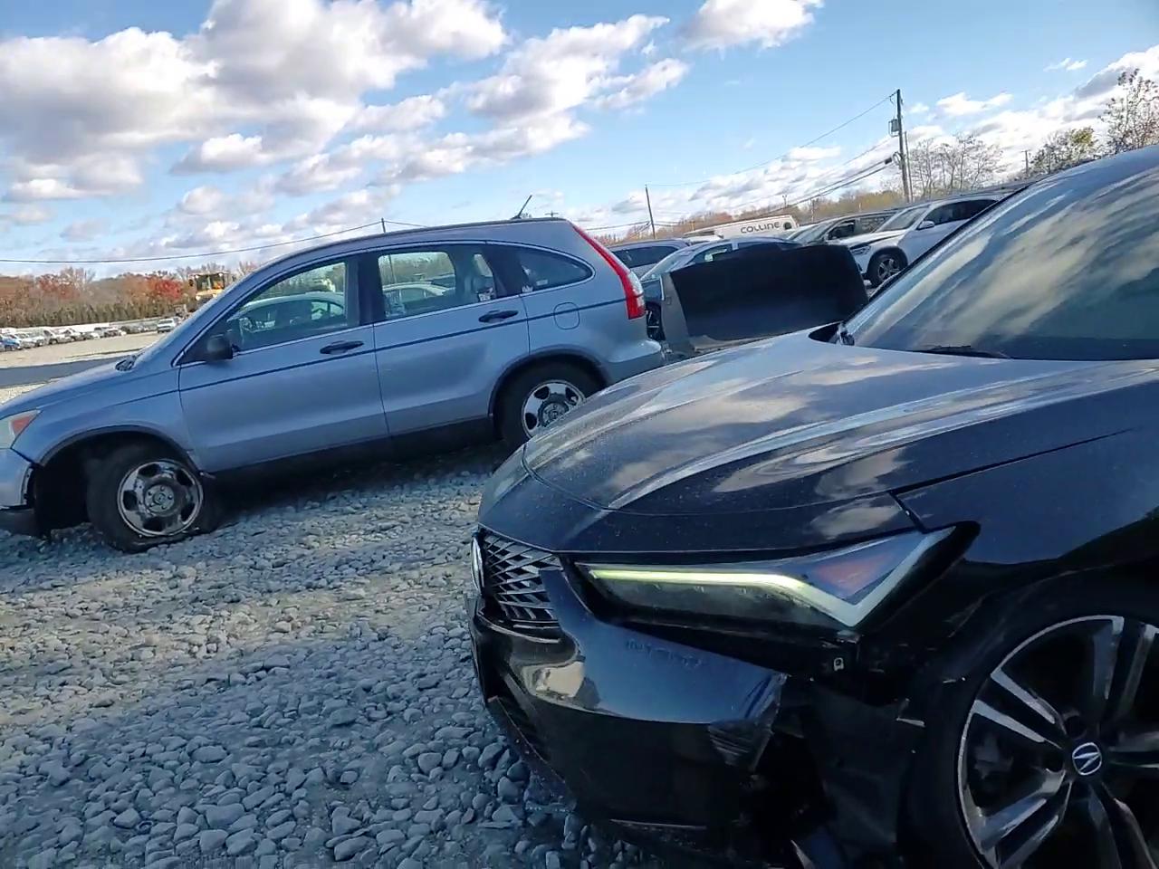 Фото: 19UDE4H35RA005406