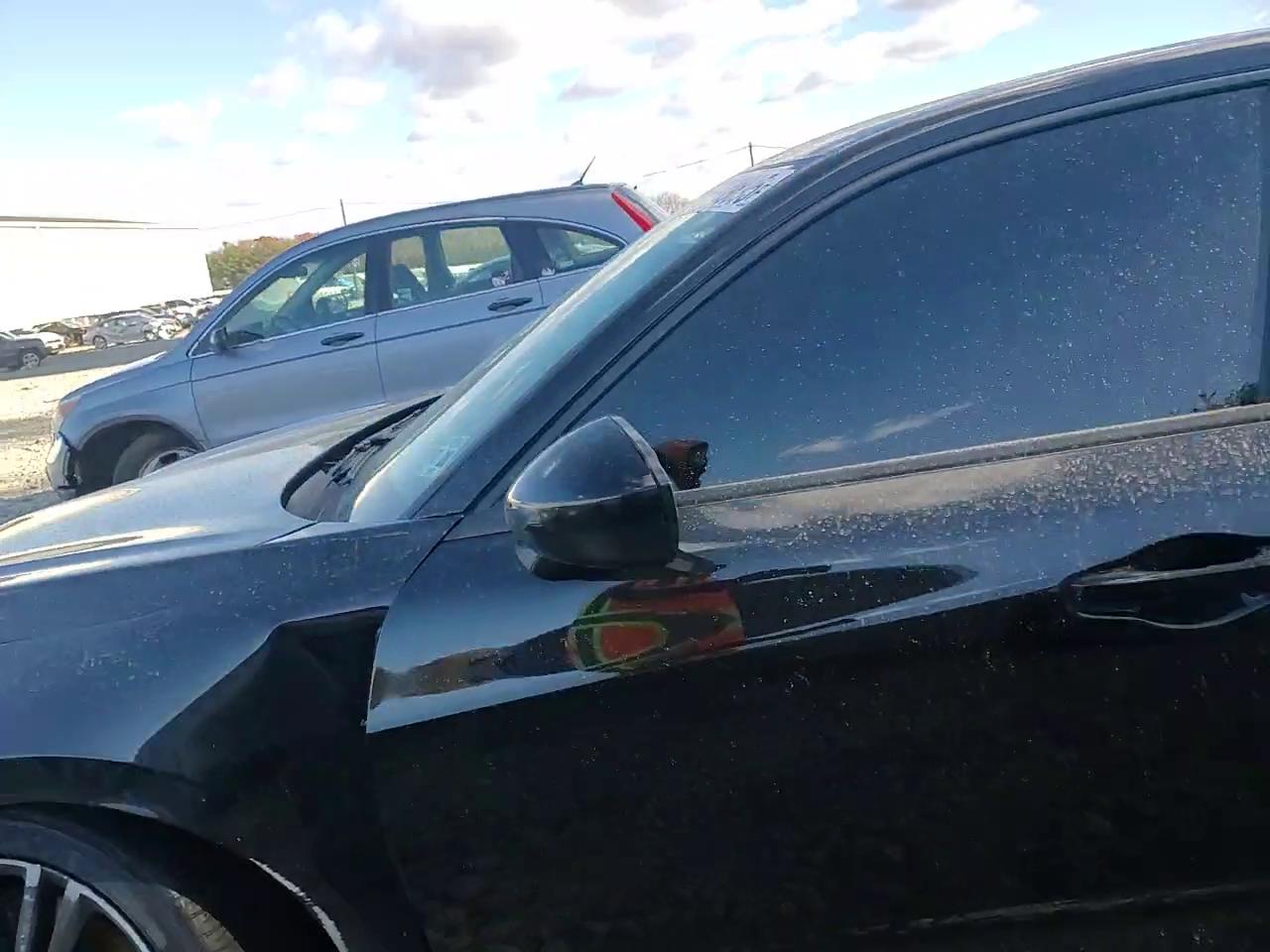 Фото: 19UDE4H35RA005406