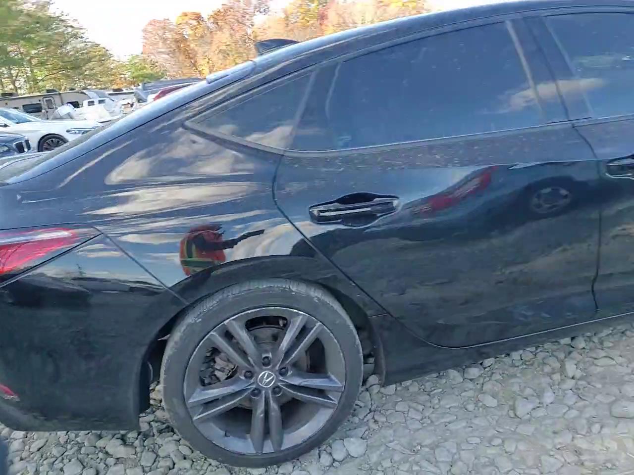 Фото: 19UDE4H35RA005406