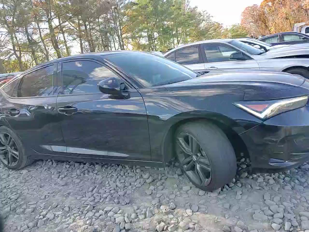 Фото: 19UDE4H35RA005406