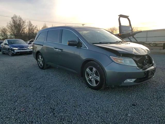 2011 Honda Odyssey Touring VIN: 5FNRL5H95BB069589 Lot: 94151295