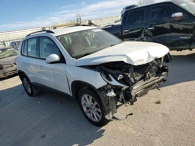 2018 Volkswagen Tiguan Limited VIN: WVGAV7AX6JK004369 Lot: 94653655