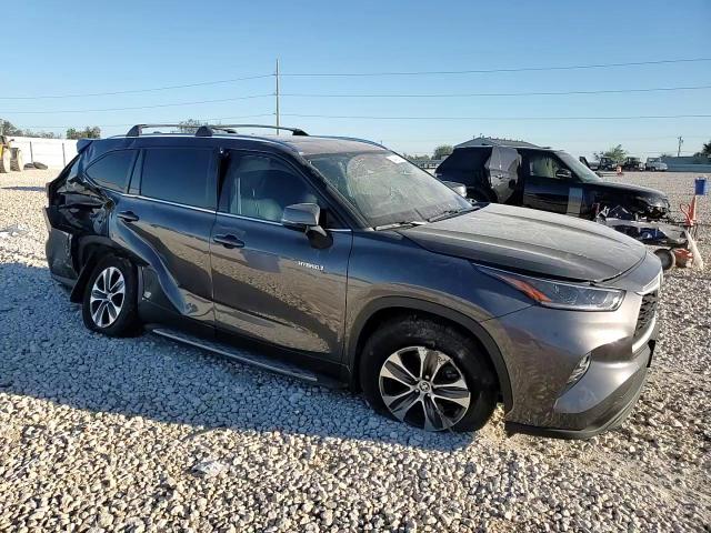 2021 Toyota Highlander Hybrid Xle VIN: 5TDGARAHXMS011692 Lot: 94469735