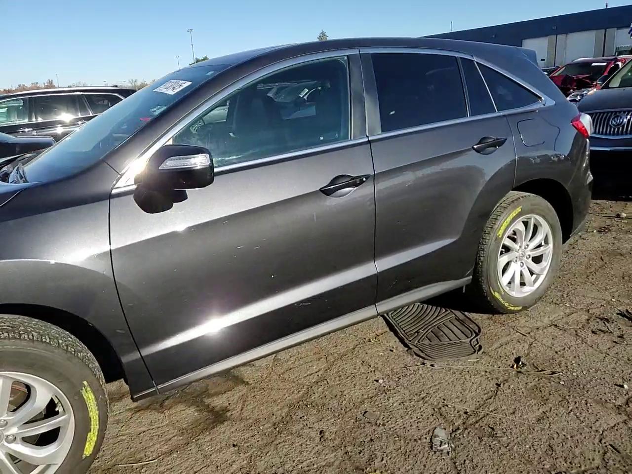 Фото: 5J8TB4H34GL027497