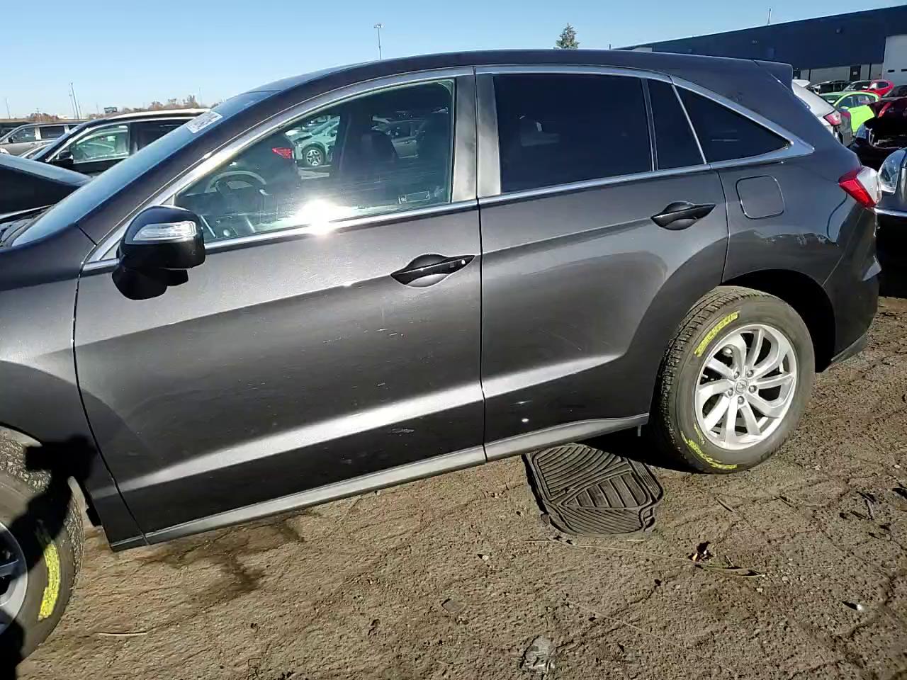 Фото: 5J8TB4H34GL027497