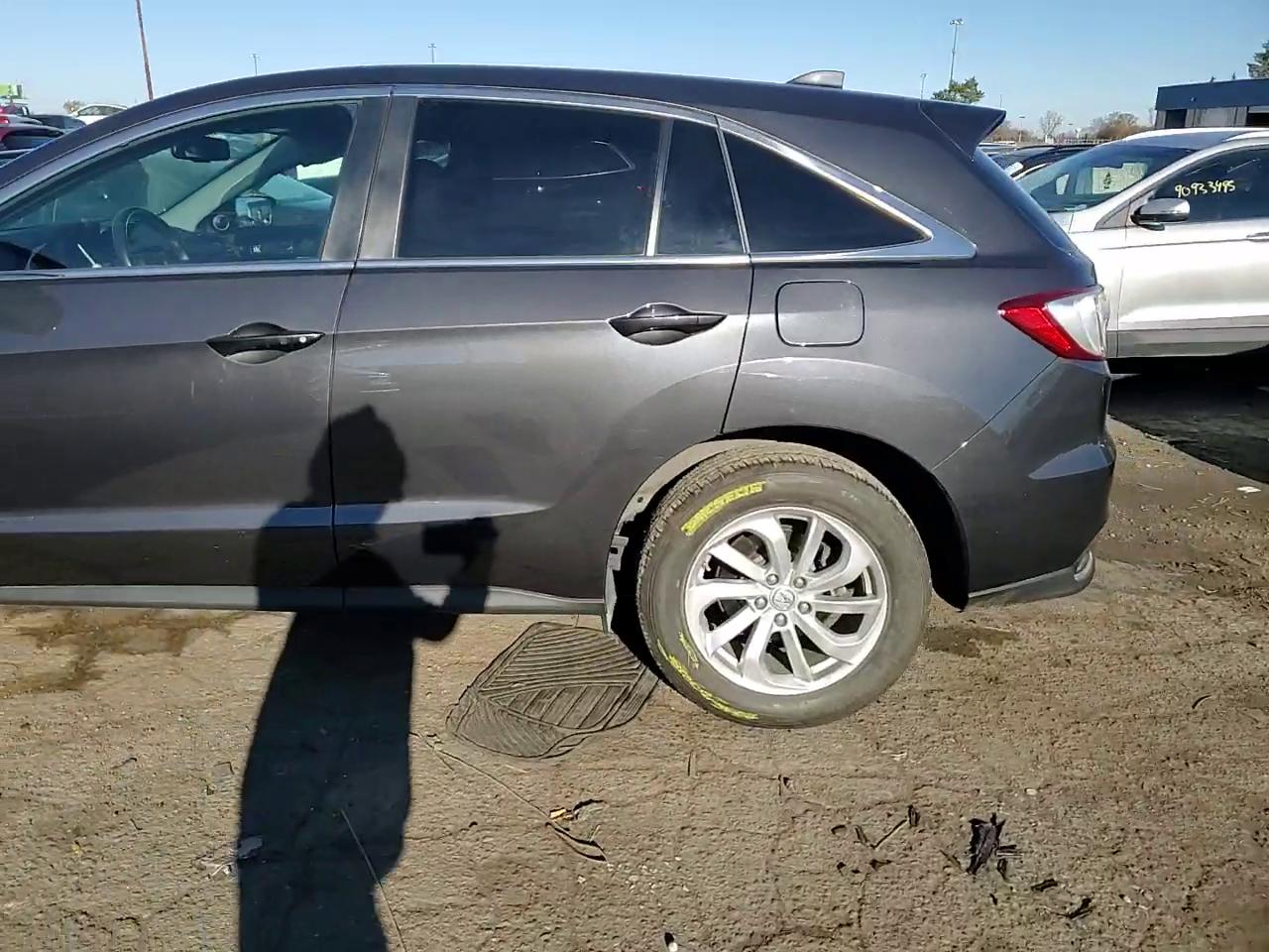 Фото: 5J8TB4H34GL027497