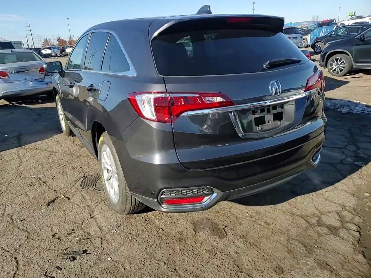 Фото: 5J8TB4H34GL027497