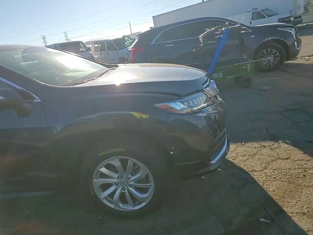 Фото: 5J8TB4H34GL027497