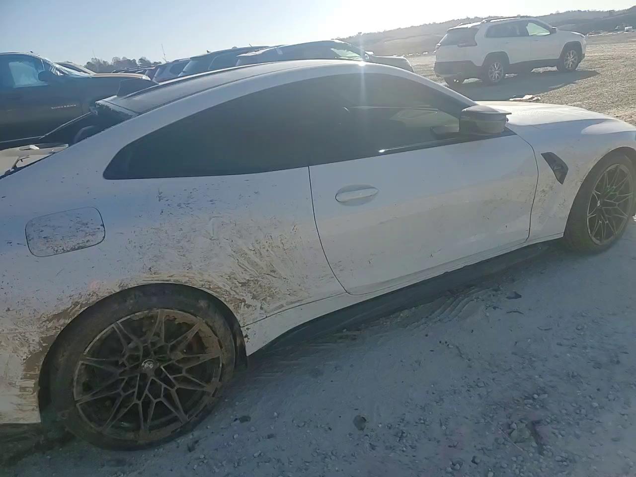 Фото: WBS33AZ02NCK05718