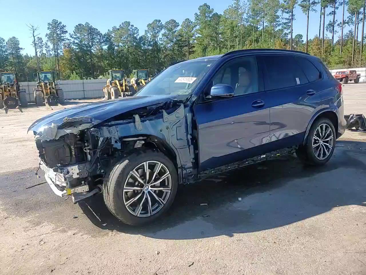 Фото: 5UXCR6C08P9P10382