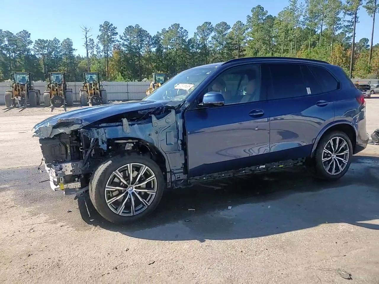 Фото: 5UXCR6C08P9P10382