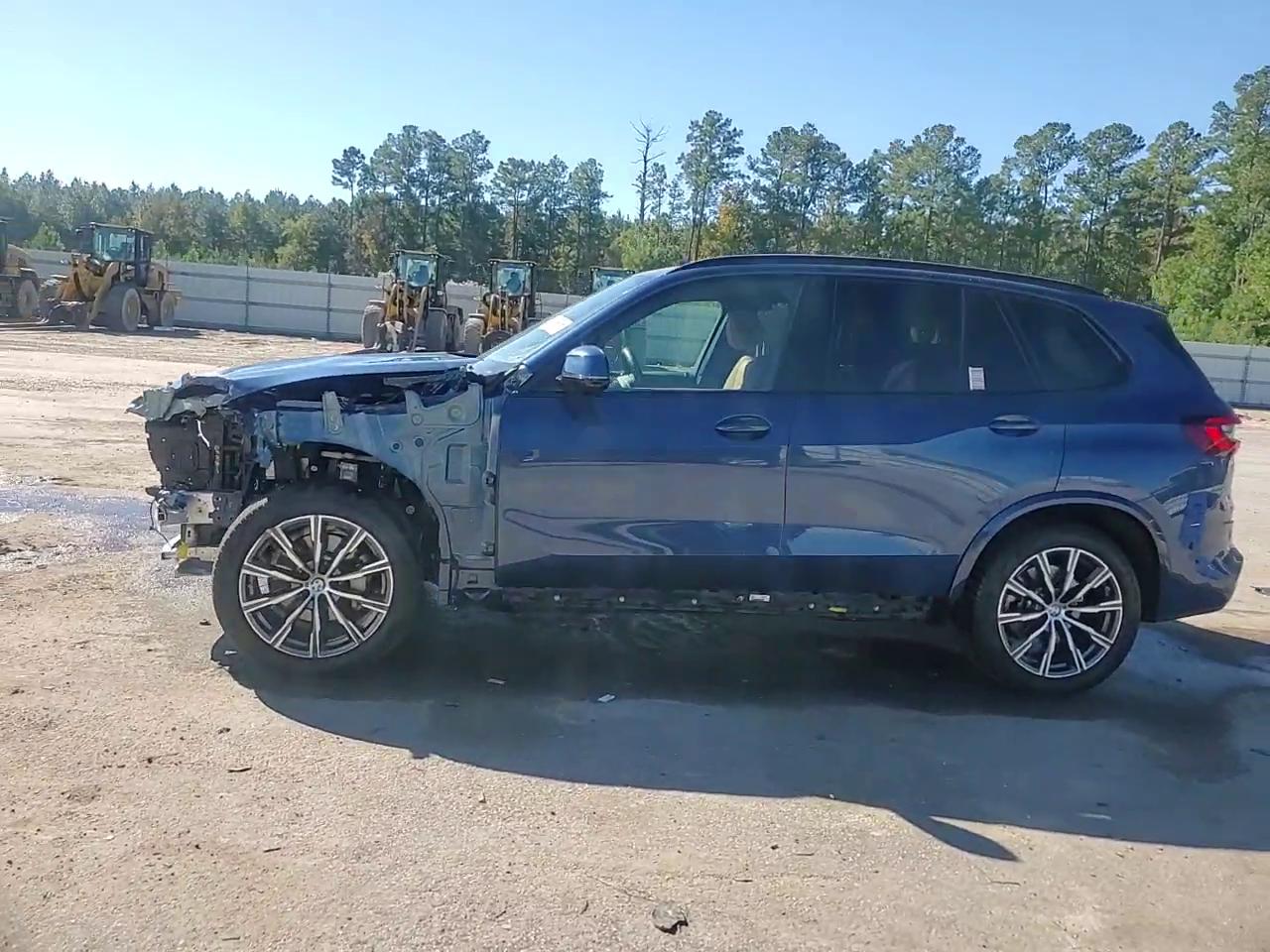 Фото: 5UXCR6C08P9P10382