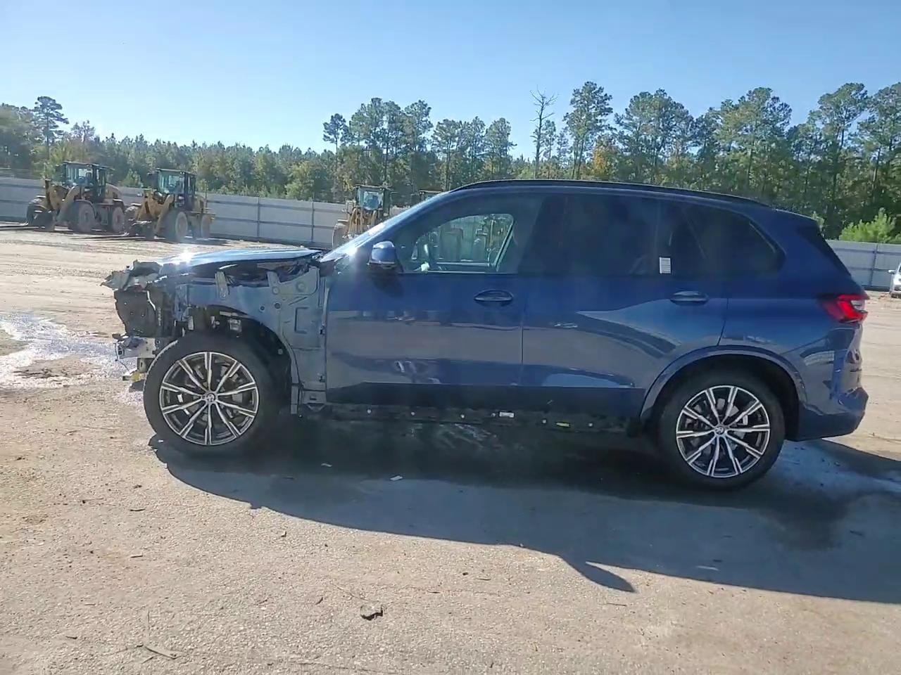 Фото: 5UXCR6C08P9P10382