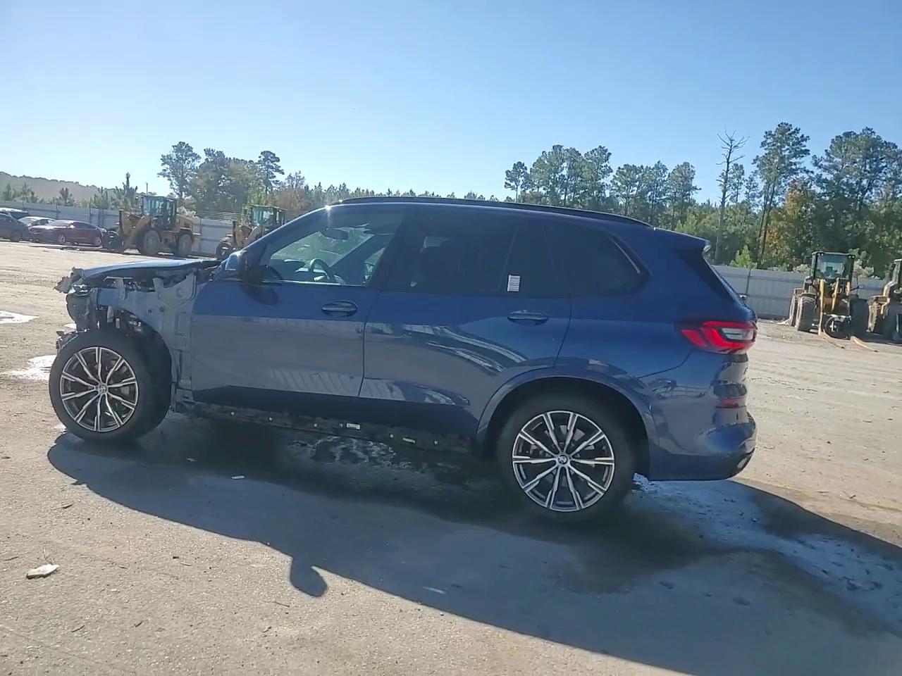 Фото: 5UXCR6C08P9P10382