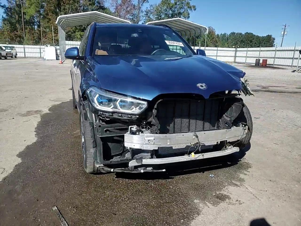 Фото: 5UXCR6C08P9P10382