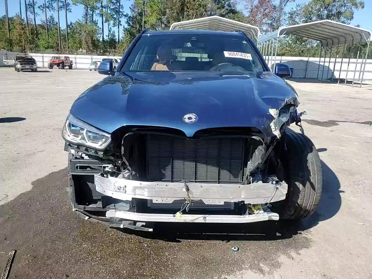 Фото: 5UXCR6C08P9P10382