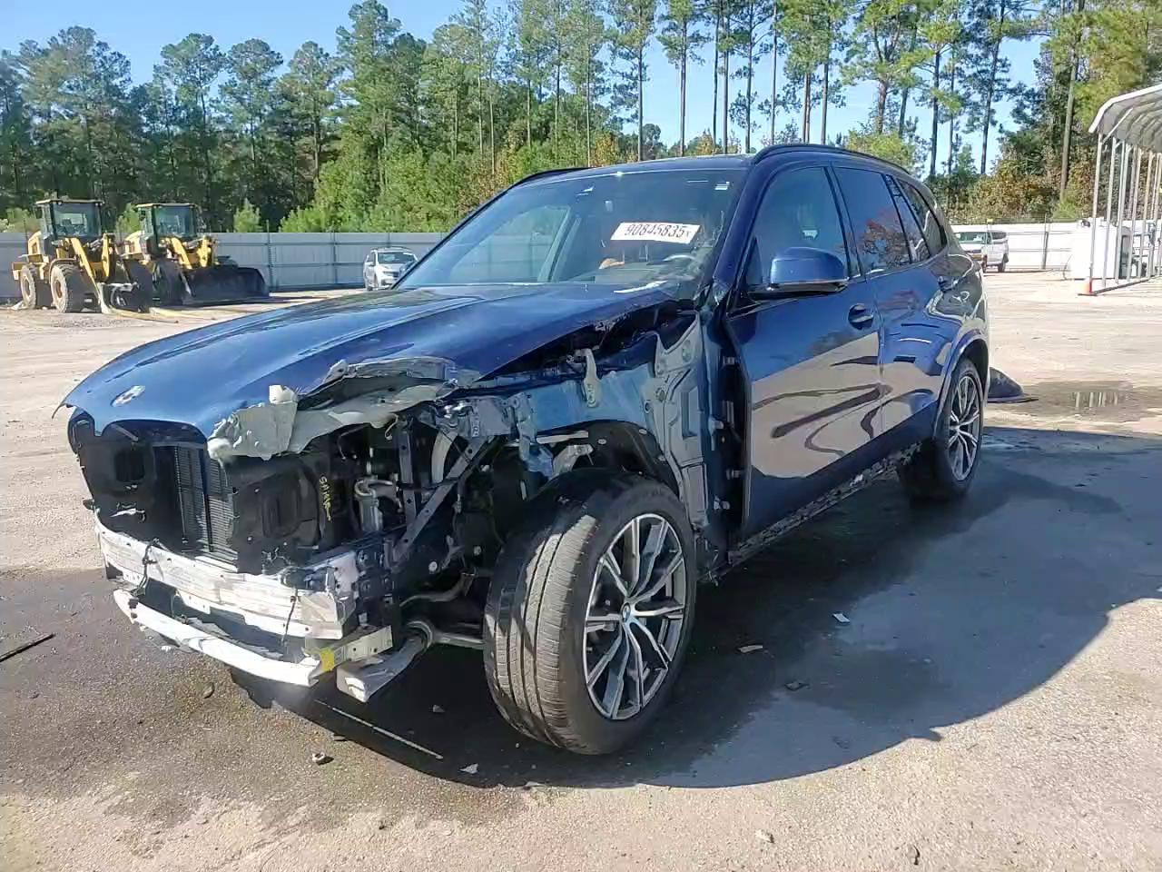 Фото: 5UXCR6C08P9P10382