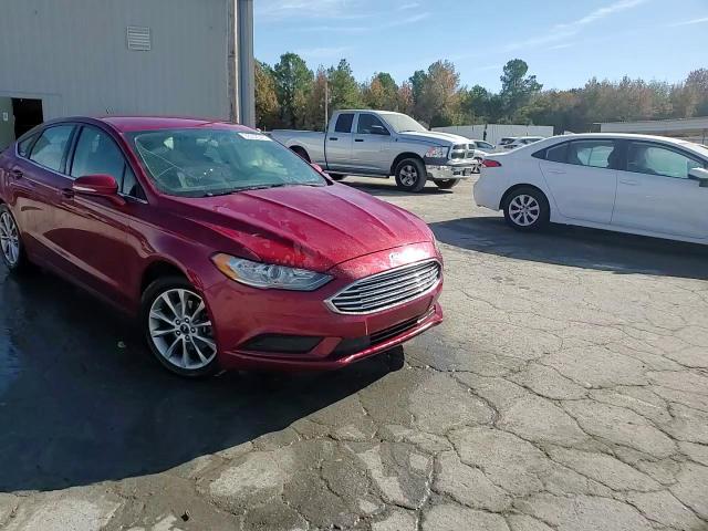 2017 Ford Fusion Se VIN: 3FA6P0H72HR349122 Lot: 92632945