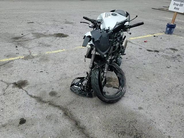 2018 Kawasaki Zx1000 W VIN: JKAZXCW11JA007226 Lot: 94163895