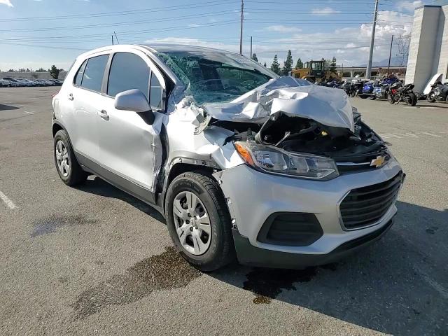 2019 Chevrolet Trax Ls VIN: 3GNCJKSB2KL116222 Lot: 93548545