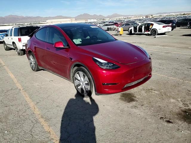 2024 Tesla Model Y VIN: 7SAYGDED6RF090709 Lot: 94753605