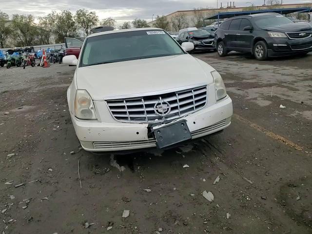 2008 Cadillac Dts VIN: 1G6KD57Y88U197304 Lot: 92685175