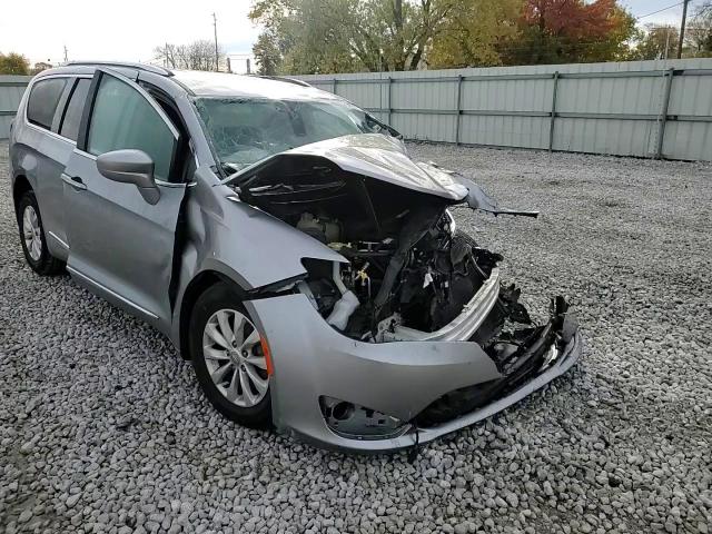 2019 Chrysler Pacifica Touring L VIN: 2C4RC1BG6KR559902 Lot: 90809015