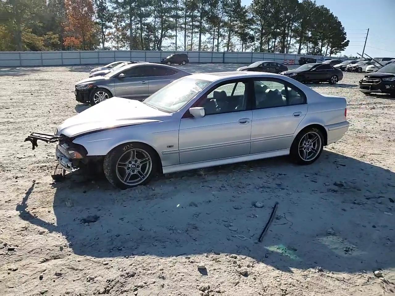 Фото: WBADN53421GC98218