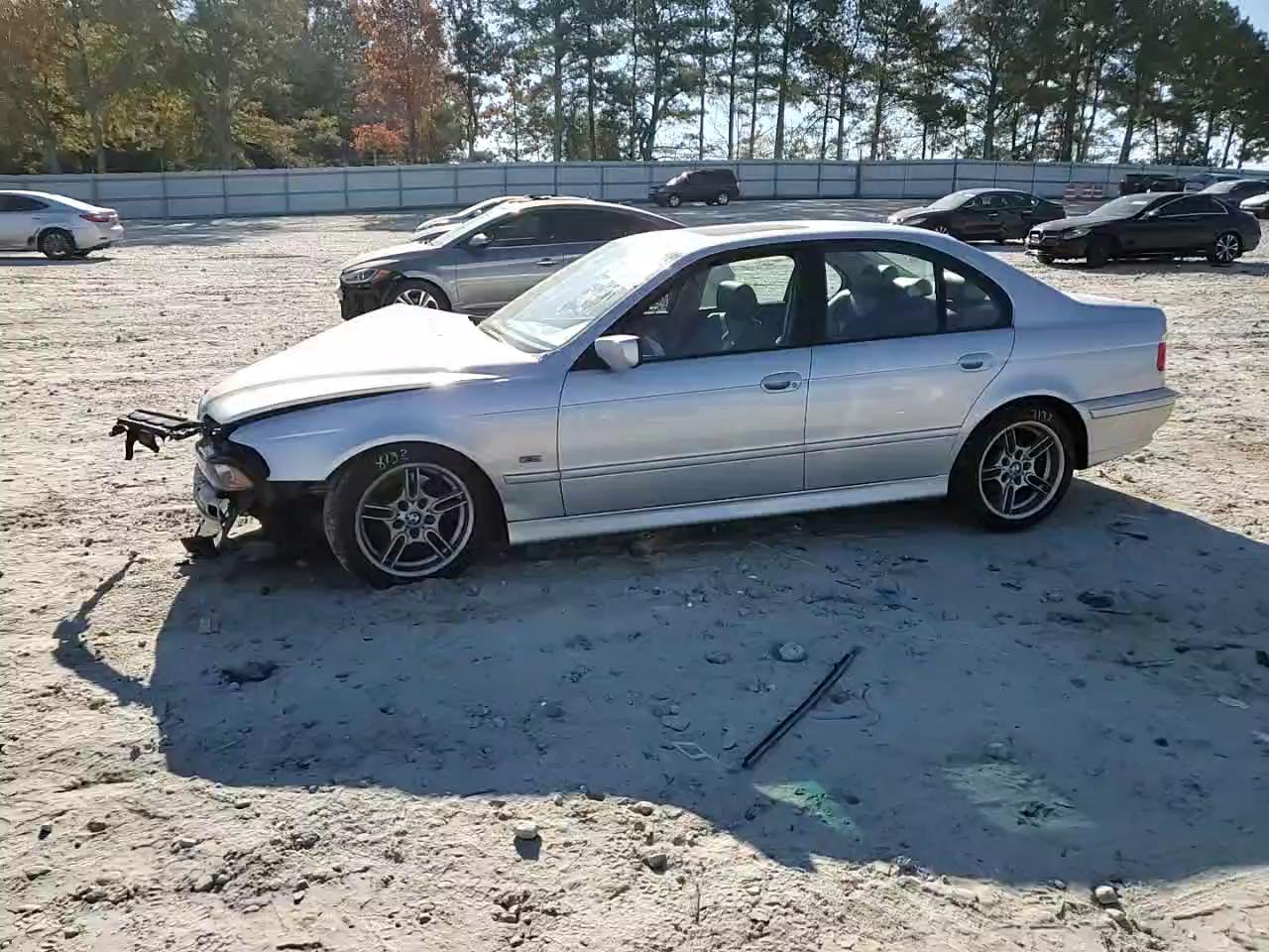 Фото: WBADN53421GC98218