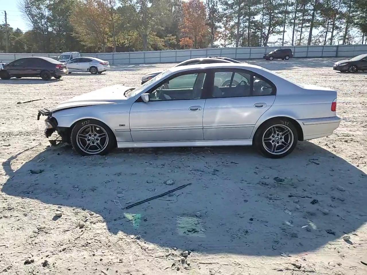 Фото: WBADN53421GC98218