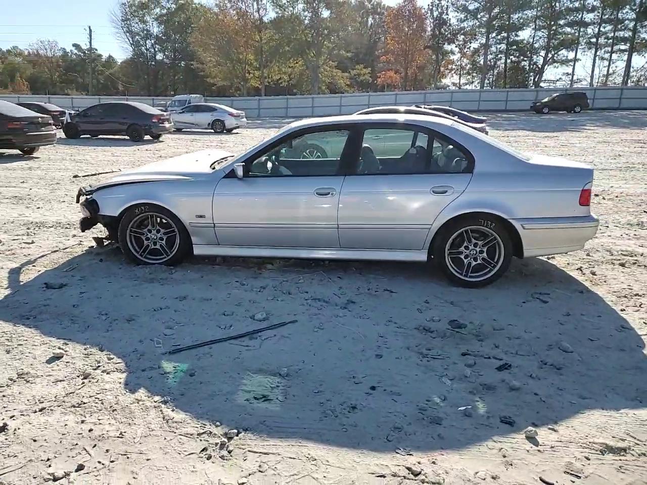 Фото: WBADN53421GC98218